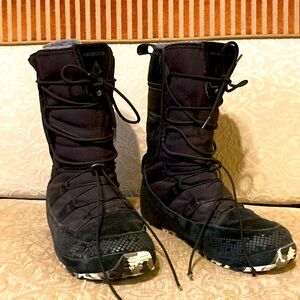 Vasque Lost 40 hiking boots
